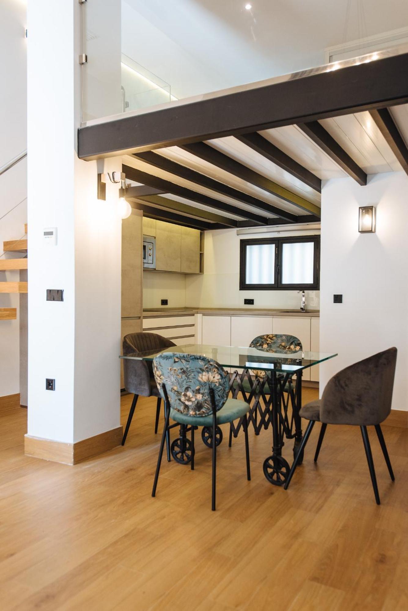 Loft Patricia Nervion Apartment Seville Exterior photo